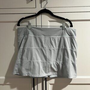 Lululemon - Pace Rival Mid-Rise Skirt Long - Size 14  - Pale Blue